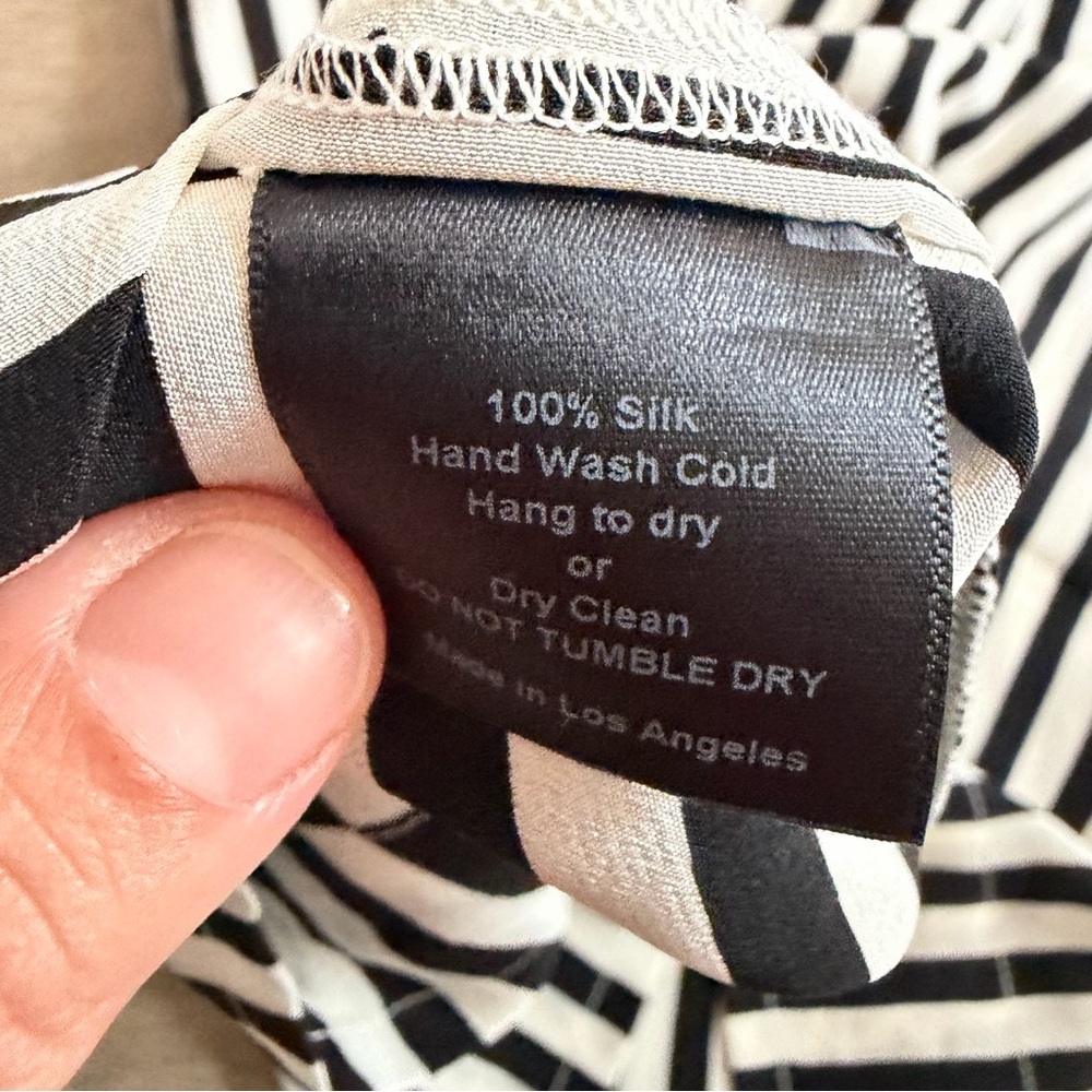 NWT IMRIE Black and White Striped Women's Skirt 100% Silk Size XS - Picture 10 of 10